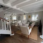 La Casa De Ferienhaus Nueva De Llanes